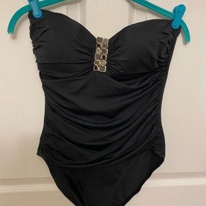 Very Stylish La Blanca!